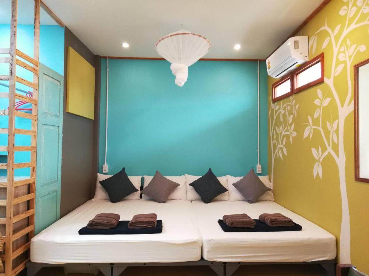 60 Blue House Hotel Чиангмай Екстериор снимка