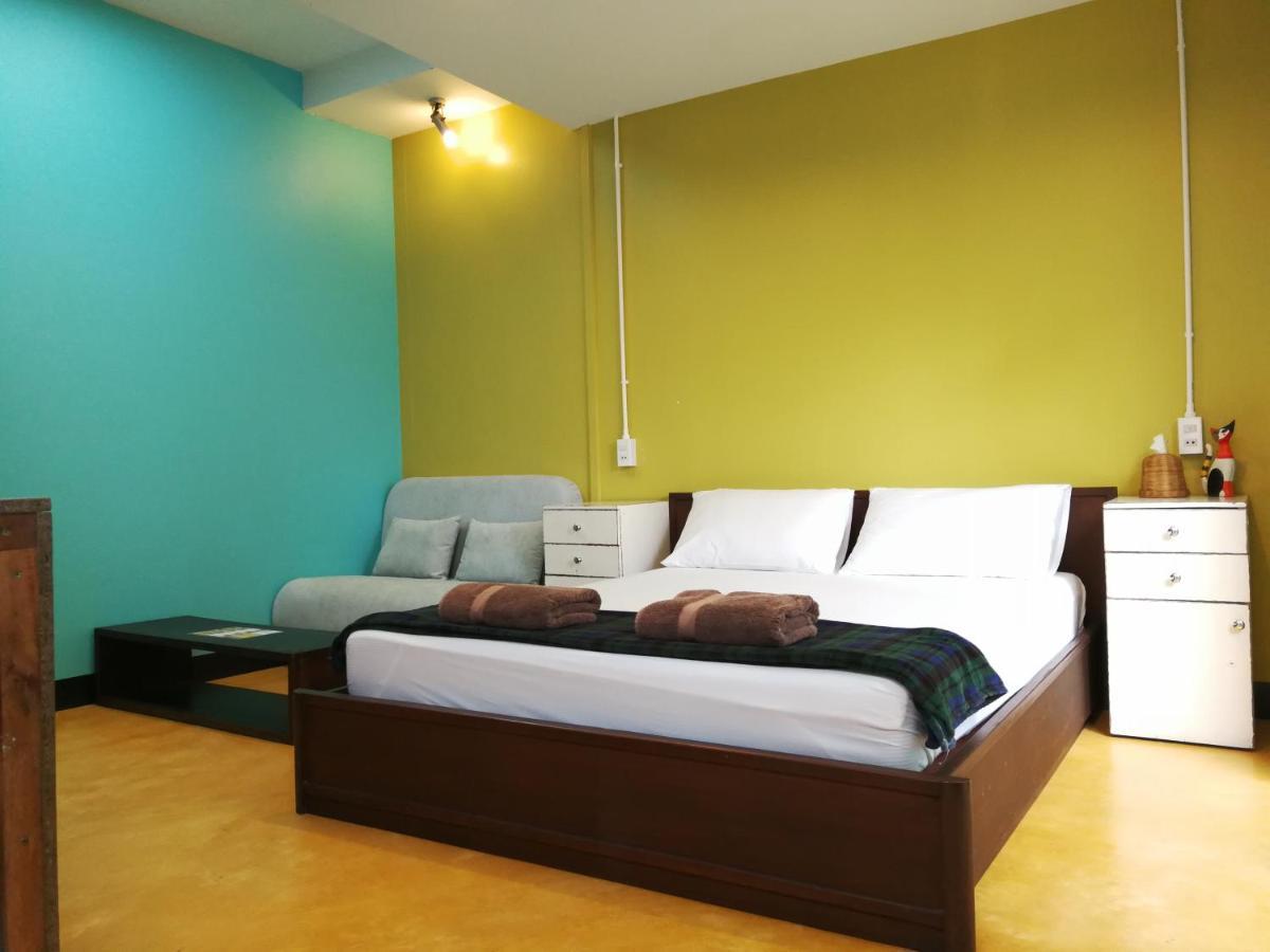 60 Blue House Hotel Чиангмай Екстериор снимка