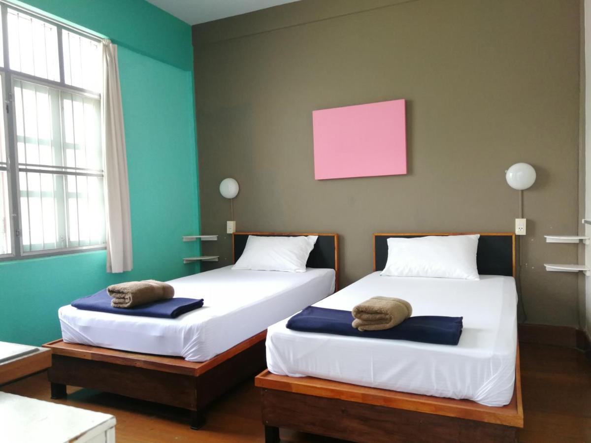 60 Blue House Hotel Чиангмай Екстериор снимка