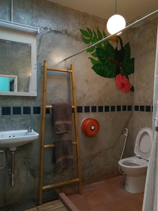 60 Blue House Hotel Чиангмай Екстериор снимка